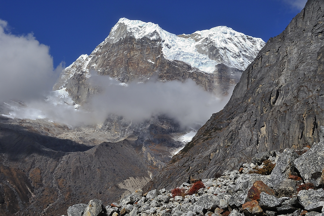 DSCN1871.jpg - Tagnag - Kare (4890m, j7) encore les sommets a l'est du Tangtse (ou le Tangtse lui-meme)