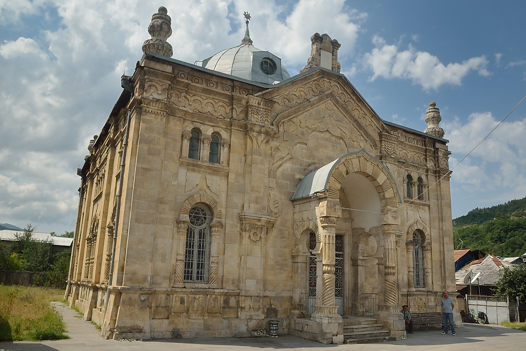 Georgie-J11--2011-08-14-24-ShoviAmbrolauri.jpg - La synagogue de Oni