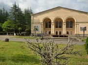 Georgie-J12--2011-08-15-31-AmbrolauKutaisi