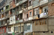Georgie-J13--2011-08-16-35-Kutaisi-Borjomi
