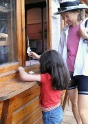 Georgie-Moni-J14-2011-08-17-05