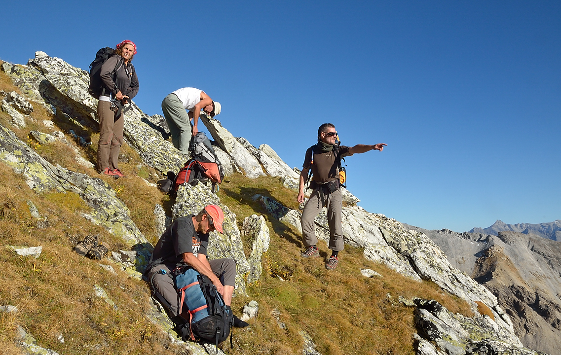 DSC_0223-20111001-026-EscaladeAussois.jpg - Dans l'apres-midi, la voie de l'arête sur la Pointe de Léché : au sommet de la voie