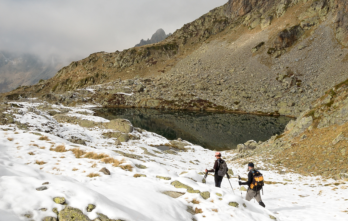DSC_0439-111022-36-PicTurbat.jpg - passage au lac a la descente
