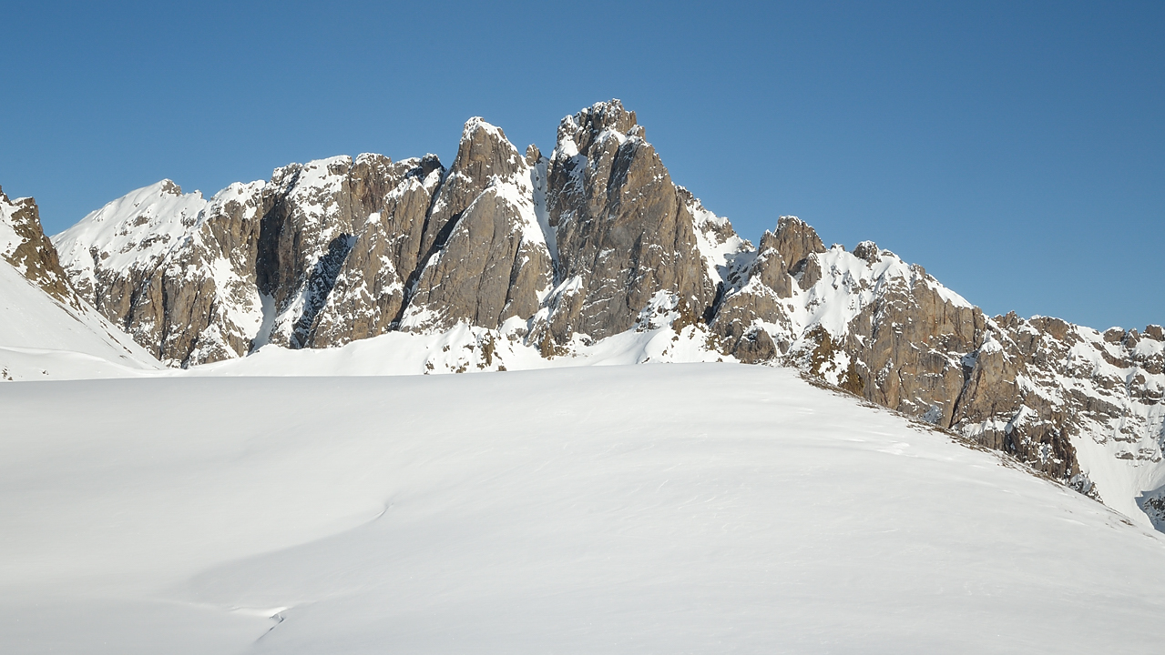 DSC_0552-11-11-12-18-Nevache.jpg - Col du Chardonnet : la crete du Queyrelin