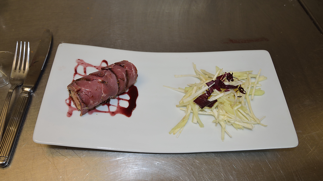 DSC_0752.jpg - Saucisson foie gras au magret fume, julienne de celeri et grany