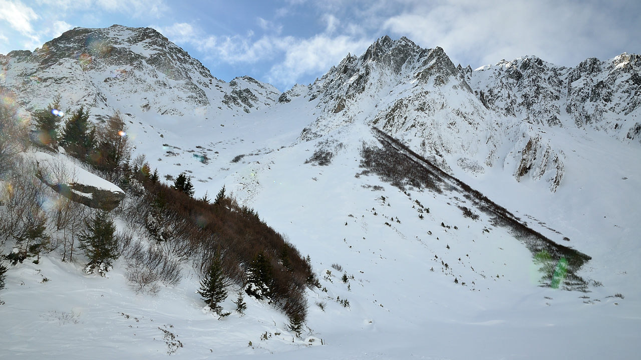 DSC_0762.jpg - voilà notre couloir à l'ombre   
