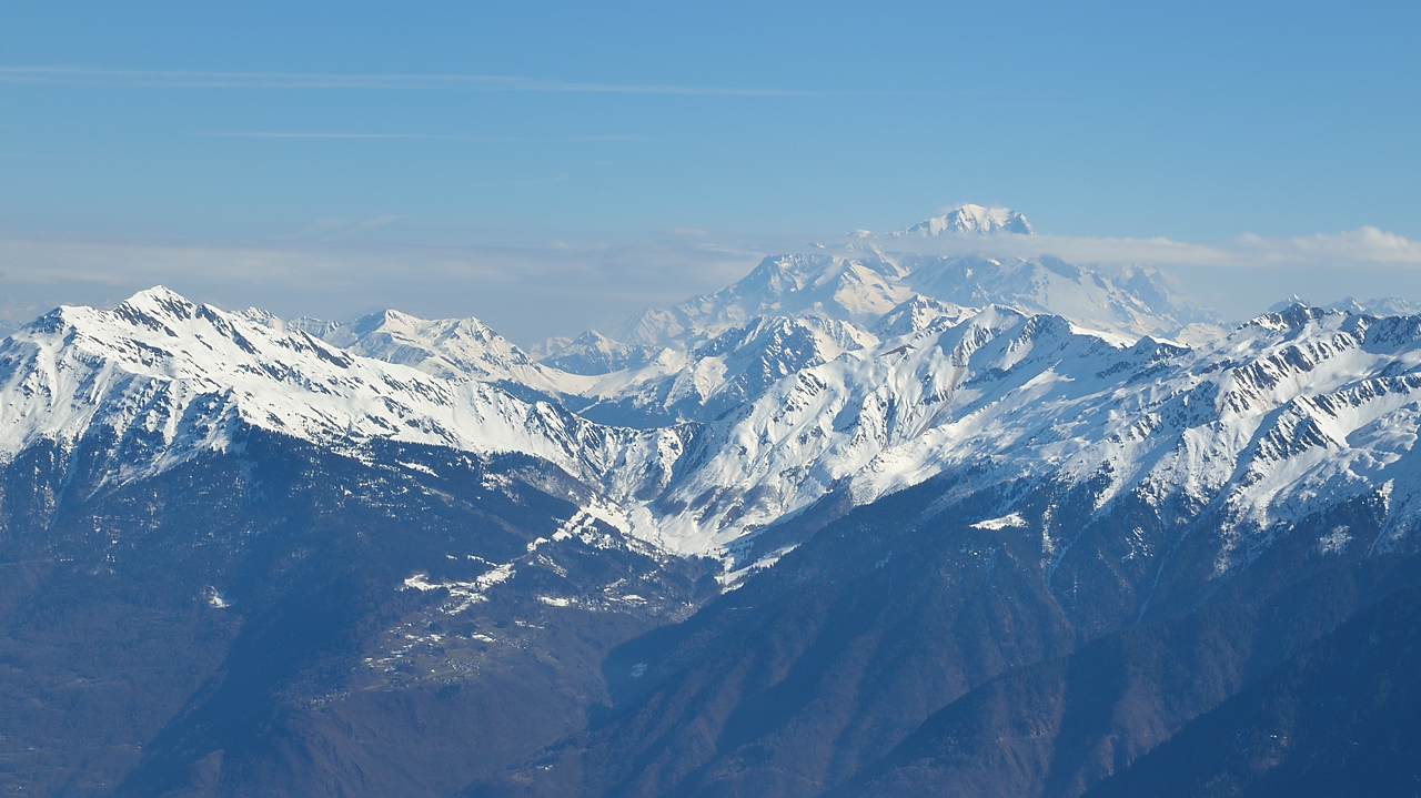 DSC_1267-120303-20-Gargoton.jpg - Au sommet de la Pointe de Rognier : au fond le Mont Blanc