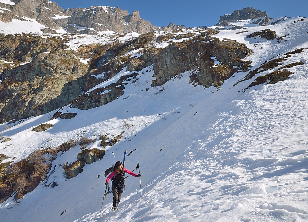 DSC_1315-120310-16-Arias.jpg - on reprend les skis