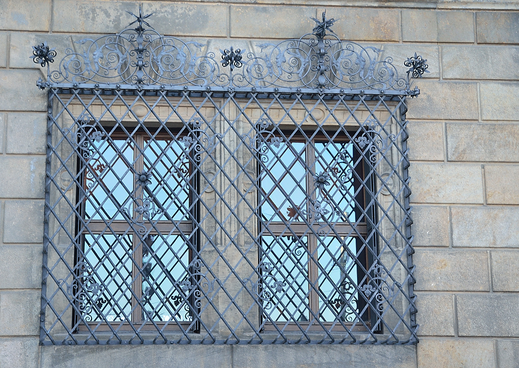 DSC_1413-120316-13-Dresden-120316-13-Dresden.jpg - fenetres sur le "Gruene Gewoelbe"