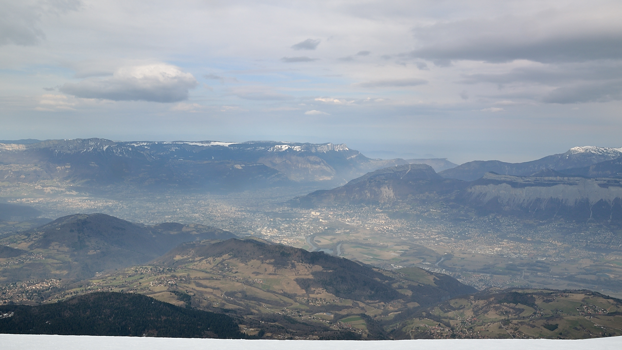 DSC_1437-120317-01-GrdColon.jpg - Vue du sommet sur Grenoble toute proche