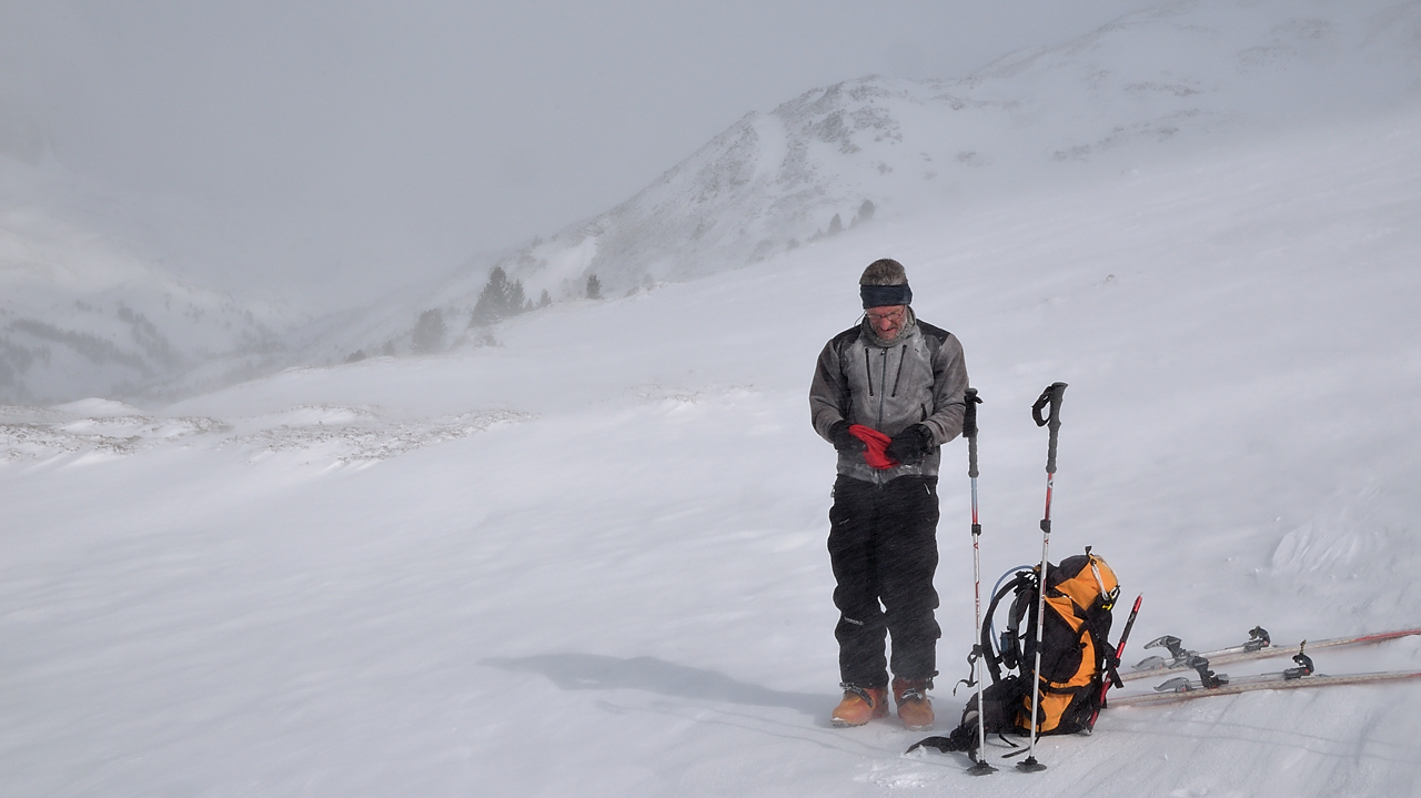 DSC_1543-120408-02-NevacheTempete.jpg - Dans la montee : c'est la tempete