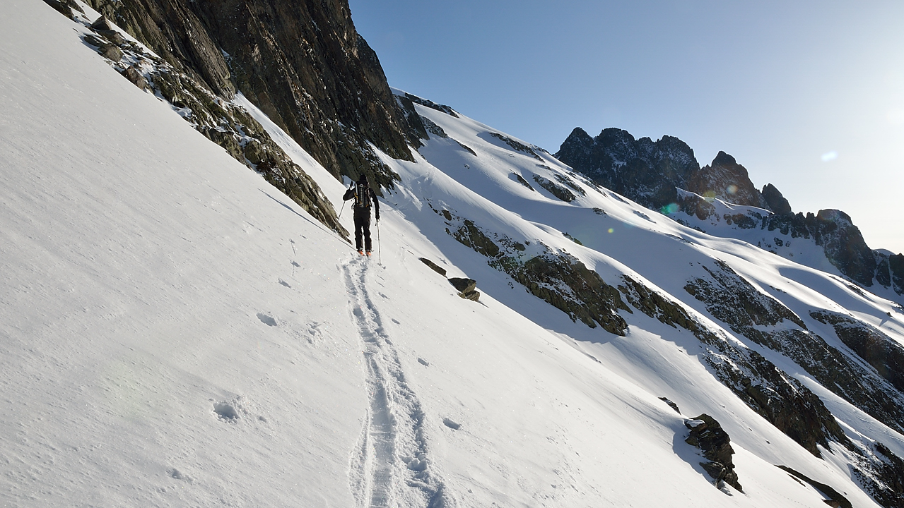 DSC_1889-120517-05-TourRocherBlanc.jpg - On quitte le vallon pour monter au Rocher Blanc