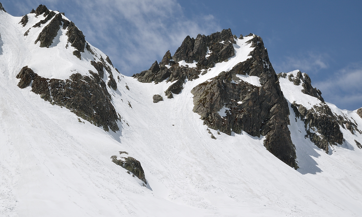 DSC_1935-120517-35-TourRocherBlanc.jpg - La meme descente vue d'en bas (plus personne)