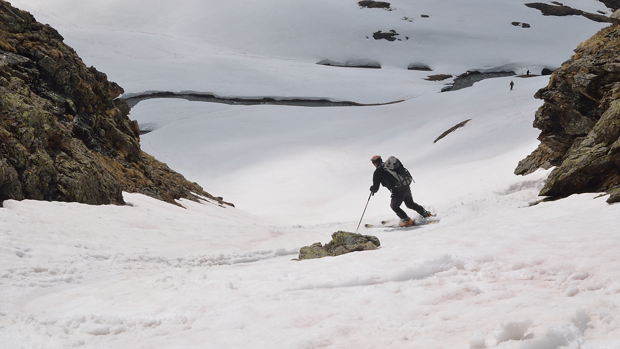 DSC_2018-120527-070-Archeboc.jpg - descente vers le Ruisseau du Nant non loin de la cascade de la Pisse