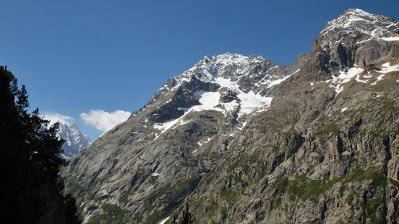 BerardeLavey-120616-005.jpg - Vers la Tete de Maye ?