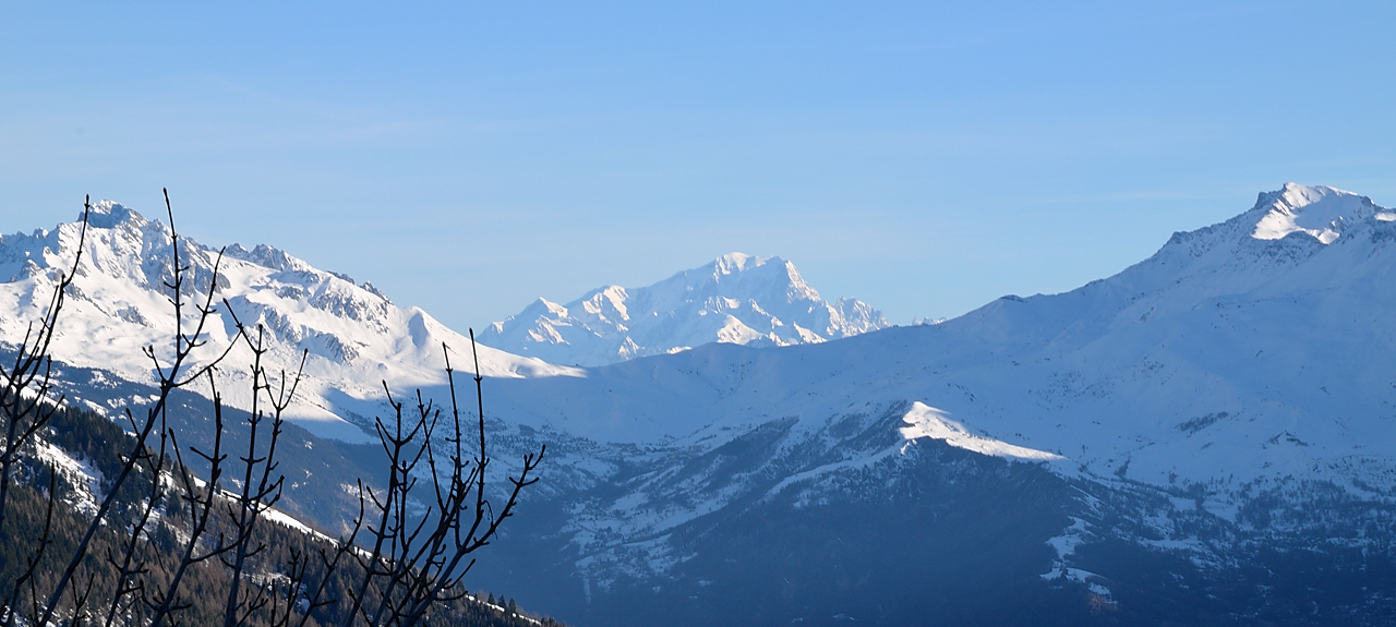 Sambuis-121231-005.jpg - vue sur le Mont Blanc