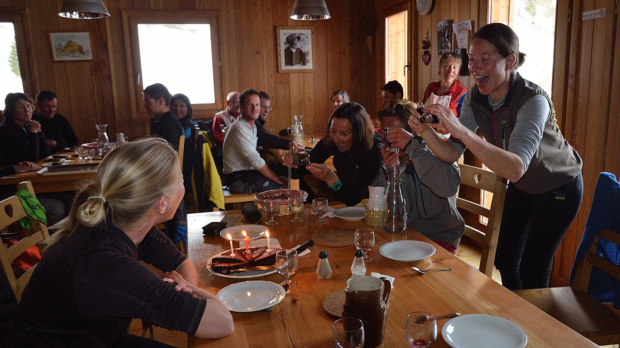 Nevache-20130423-035.jpg - sortie entre filles de la famille Turck