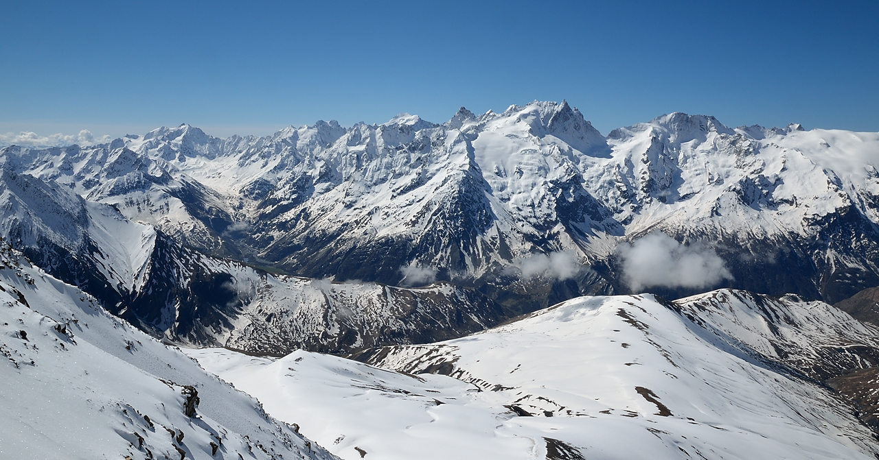 Goleon-20130504-017.jpg - Vue de l'arrete sur les Ecrins