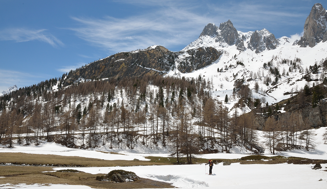 RocheChateau-20130526-030.jpg - Les derniers virages, non loin du parking