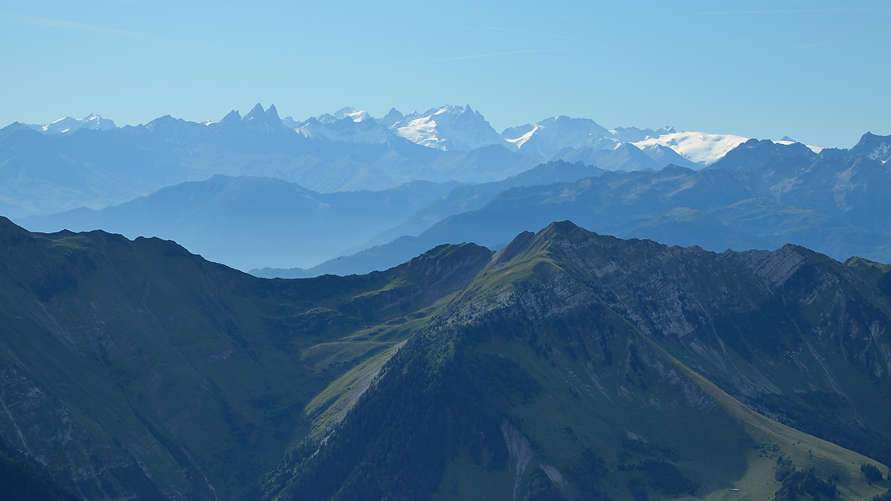 20130914-002-Trelod.jpg - Vue du sommet : les Ecrins