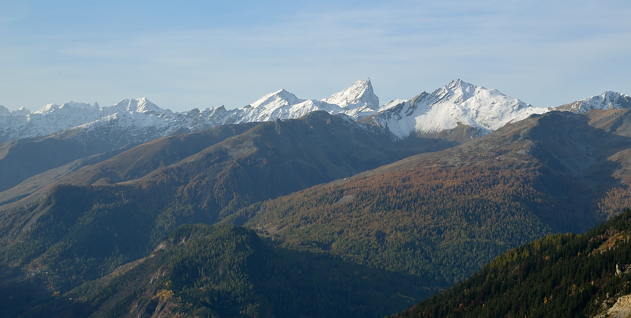 20131026-002-PerronEncombres.jpg - Juste en face les Aiguilles d'Arves