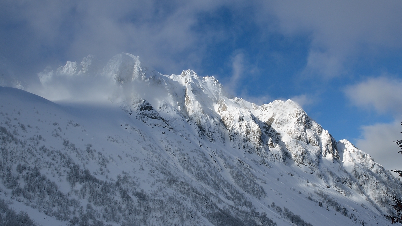 20140302-007-RocherBlanc.jpg - Les Pointes de Mouchillon au soleil