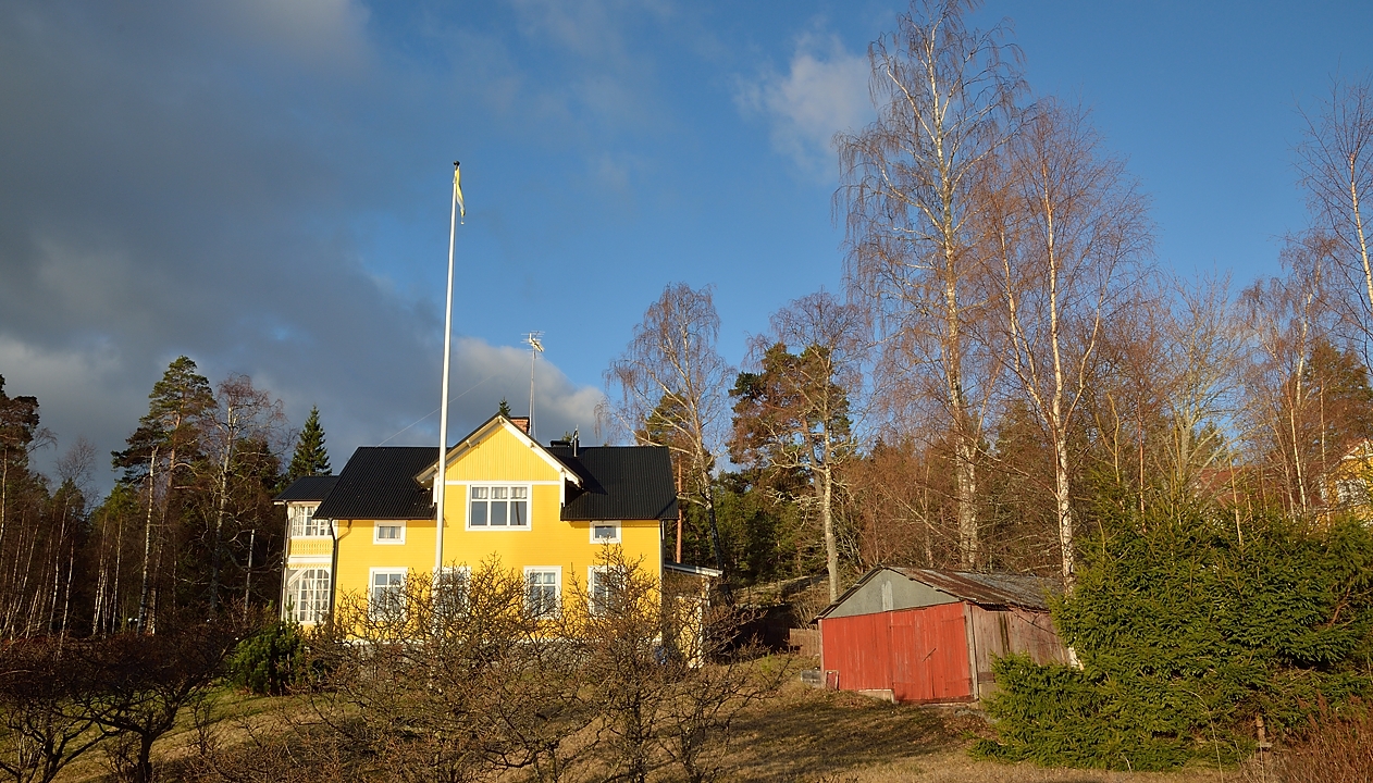 20140413-117-Upps+Stockh.jpg - The summerhouse ...
