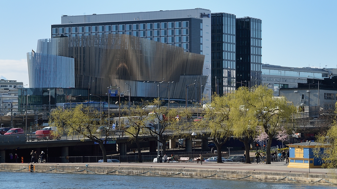20140415-251-Upps+Stockh.jpg - An interesting building close to the railway station