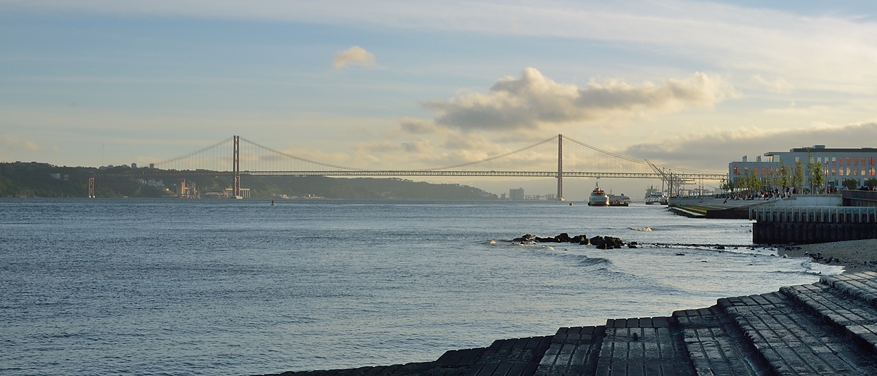 20140508-016-Lisabon.jpg - Bridge over the Taje (the old one)