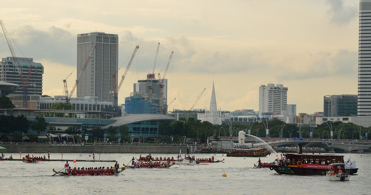 20140517-184-Singapore.jpg - Asian Rowing Cup ongoing on the bay: the sportsmen ...