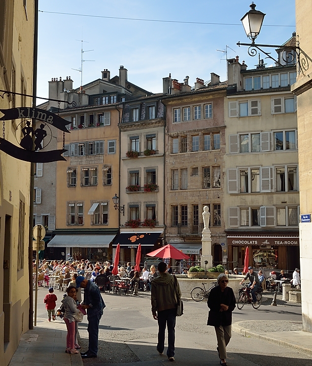 20140923-086-Geneva.jpg - Around "Place Bourg-du-Four