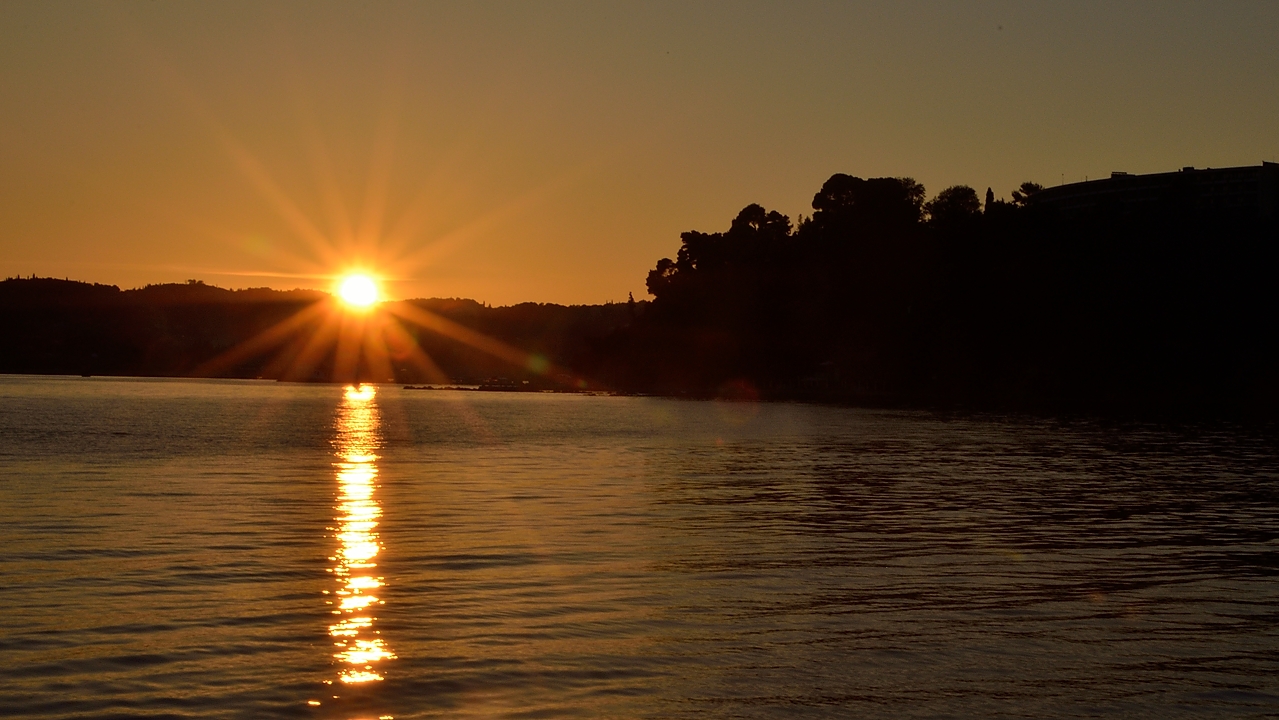 20141009-051-Corfu-ISOLA.jpg - sunset