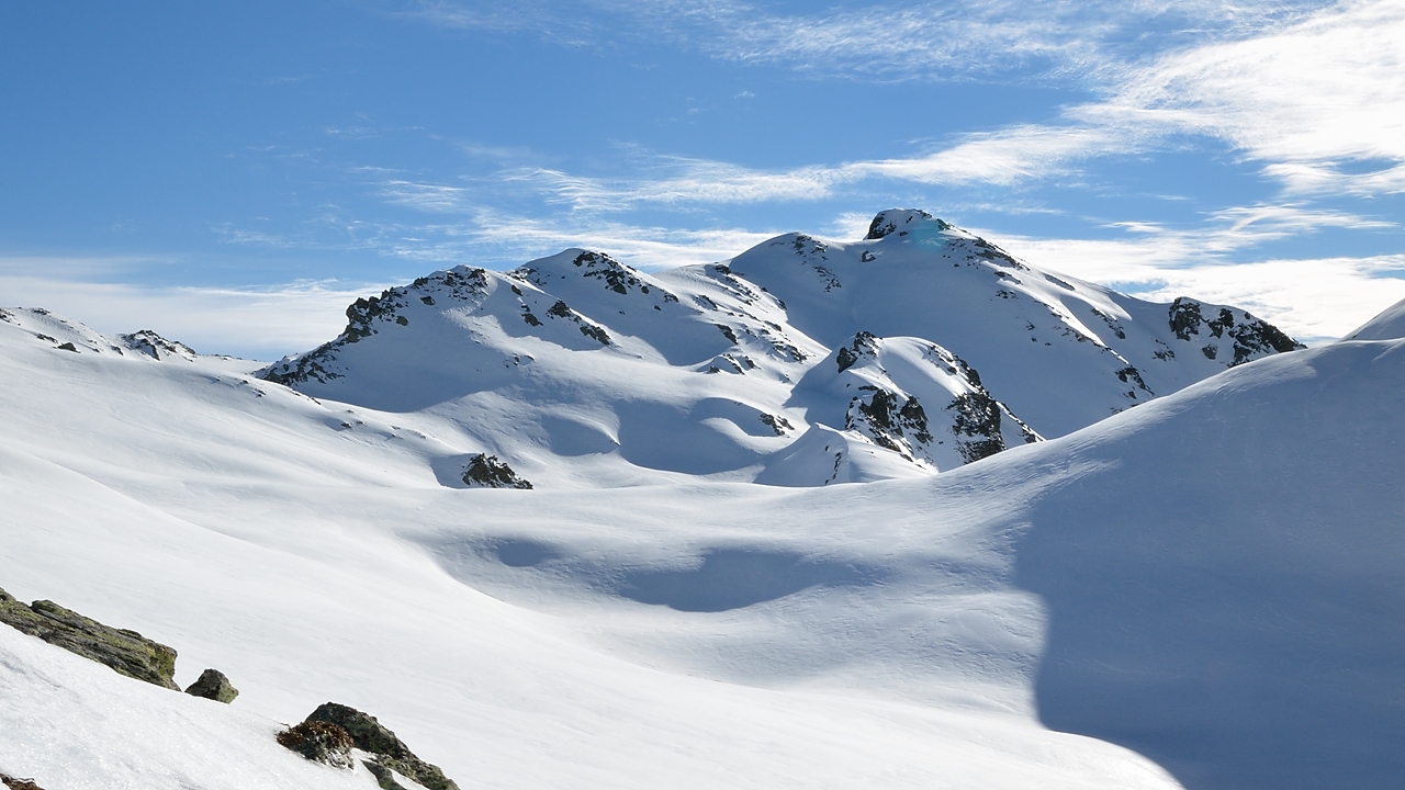 20150110-023-GrandeJournee.jpg - Vue de juste sous le col (sans nom) sur la Pointe de Lavouet