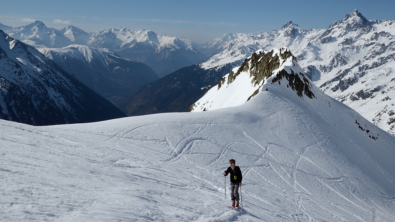 20150411-017-BelleEtoile.jpg - On arrive a l'étage au-dessus, au vallon juste sous le sommet