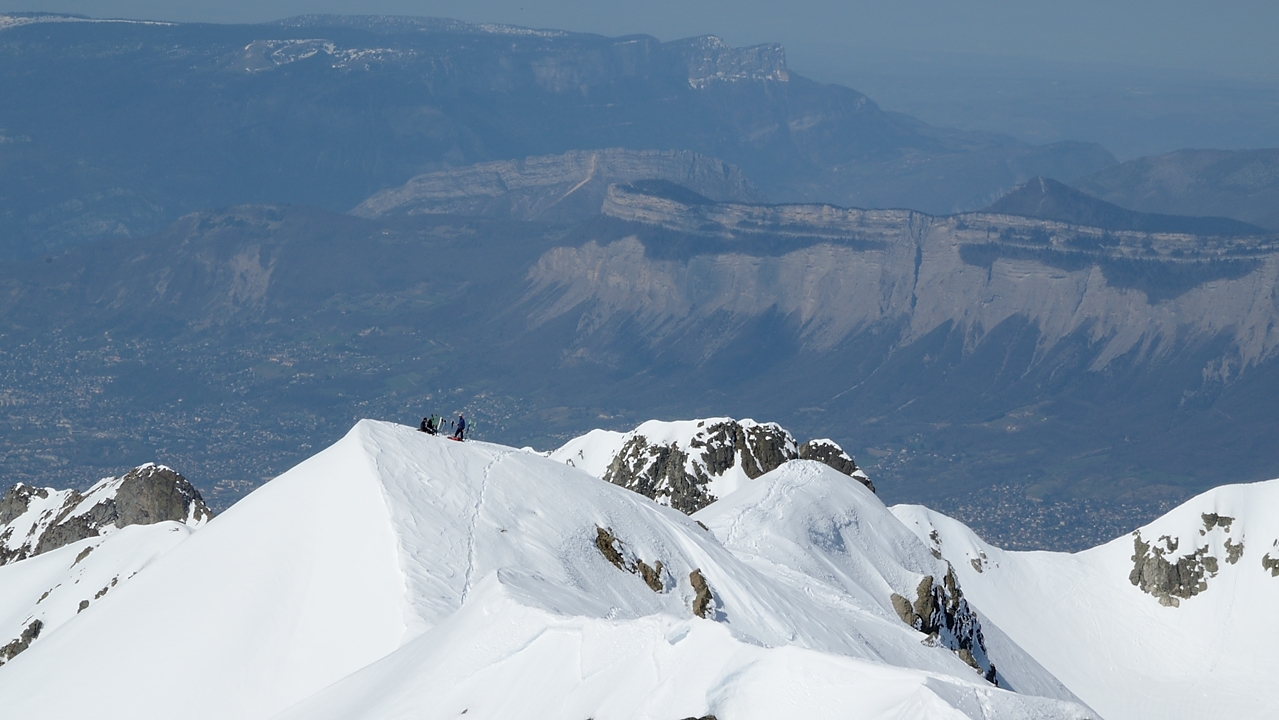 20150411-034-BelleEtoile.jpg - Une bonne idee: eviter le couloir (pas top) et descendre sur les belle pente  un pouilleme plus a l'ouest