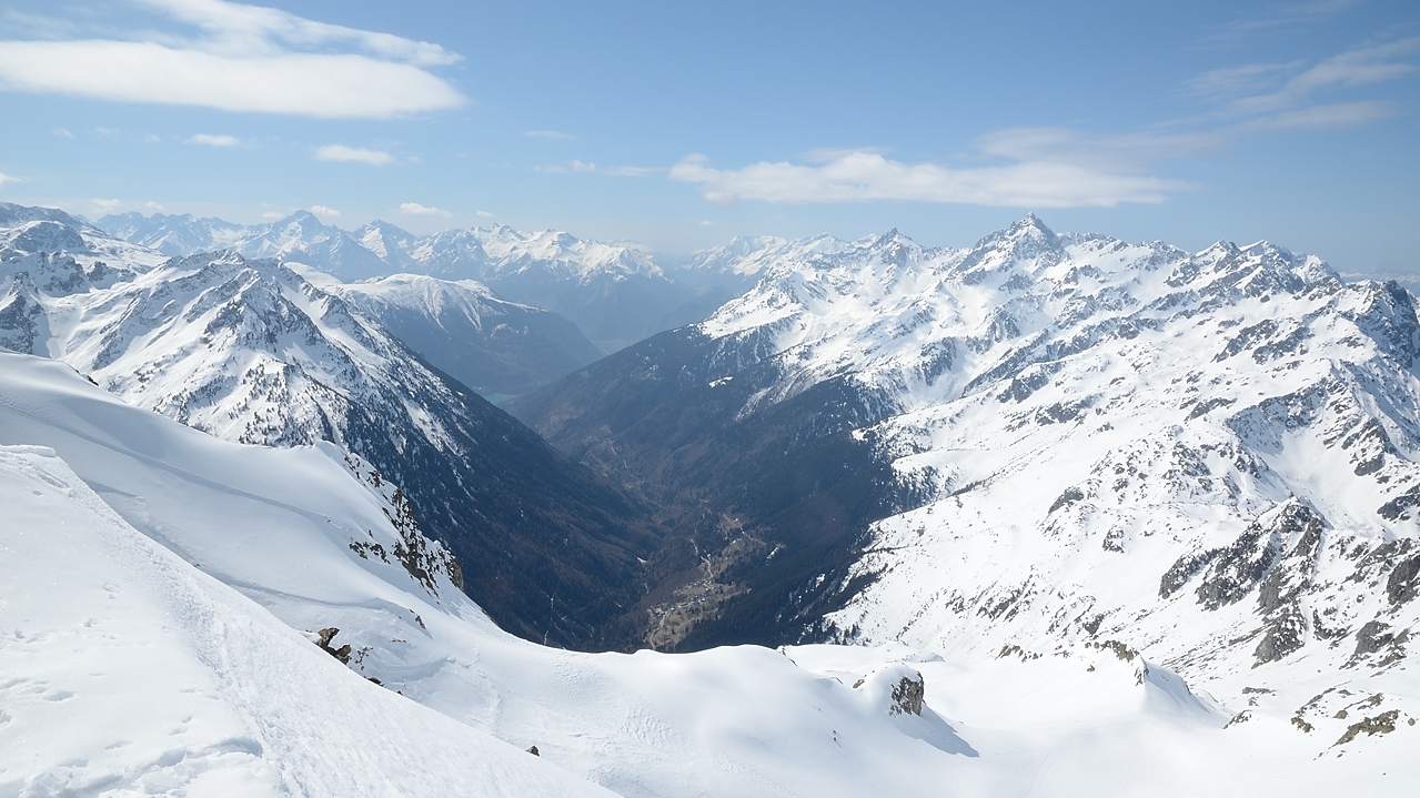20150411-036-BelleEtoile.jpg - Vue du sommet sur le Rivier d'Allemont 