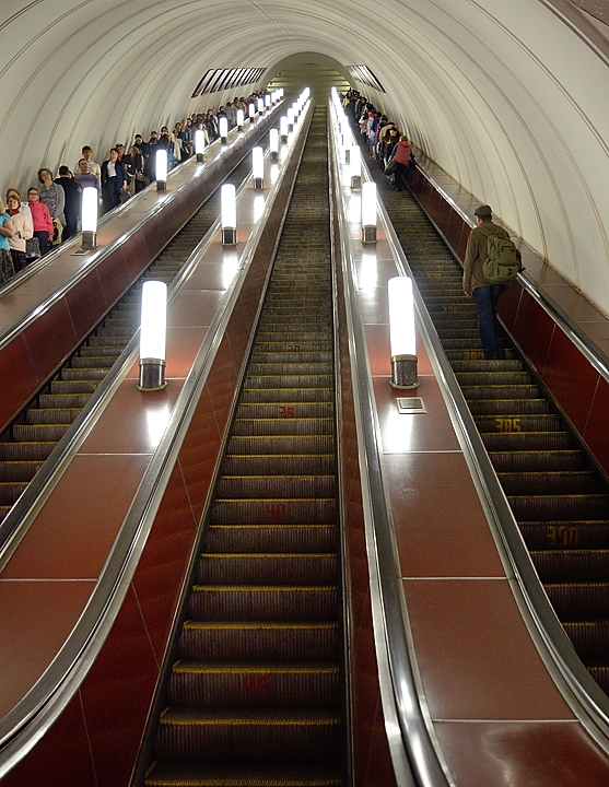 20150523-284-Moscou.jpg - Visit ing some metro stations (mainly on the Circle line) 