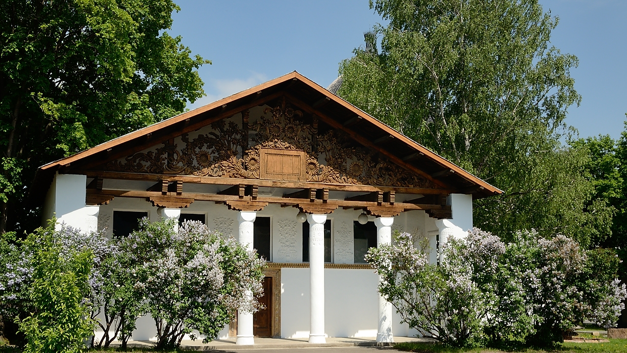 20150526-445-Moscou.jpg -  ...  the pavillon of Karelia