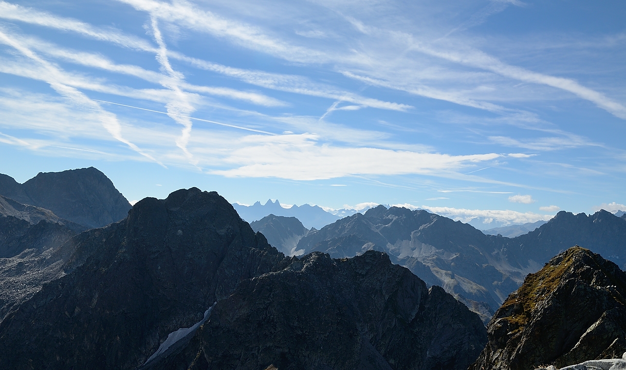 20150912-007-GrdCharnier.jpg - Vue du sommet du Grd Charnier sur les Aiguilles d'Arves
