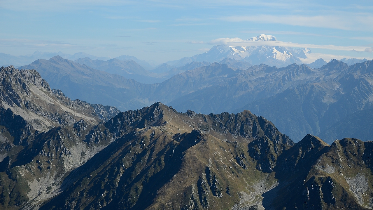 20150912-009-GrdCharnier.jpg -  ... puis sur le Mont Blanc