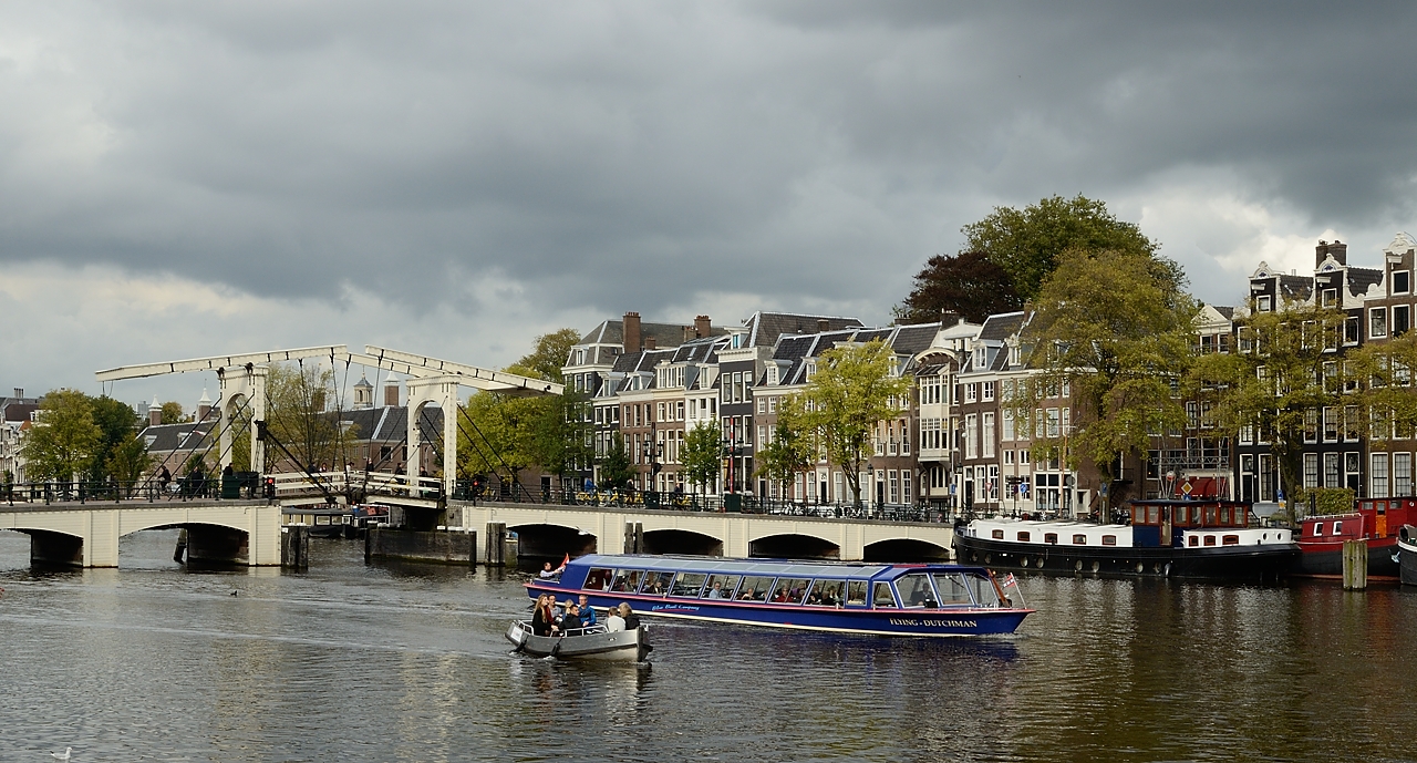 20151008-097-Amsterdam.jpg - THe Amstel River
