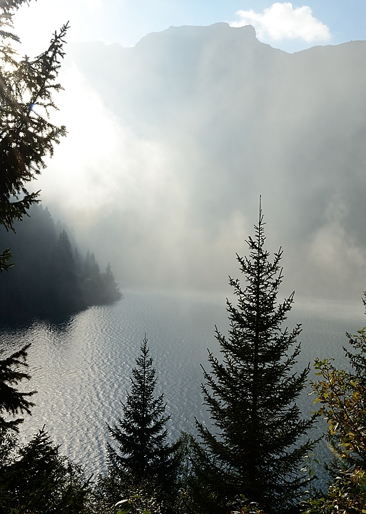 20151010-023-GrandMontAreche.jpg - Au bord du lac apres le passage de la passerelle