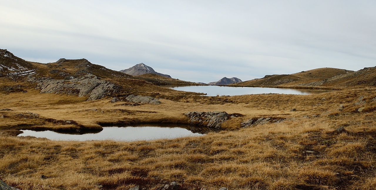 20151025-006-Prapic-Drouvet.jpg - Aux petits lacs juste en-dessous du Lac des Estaris