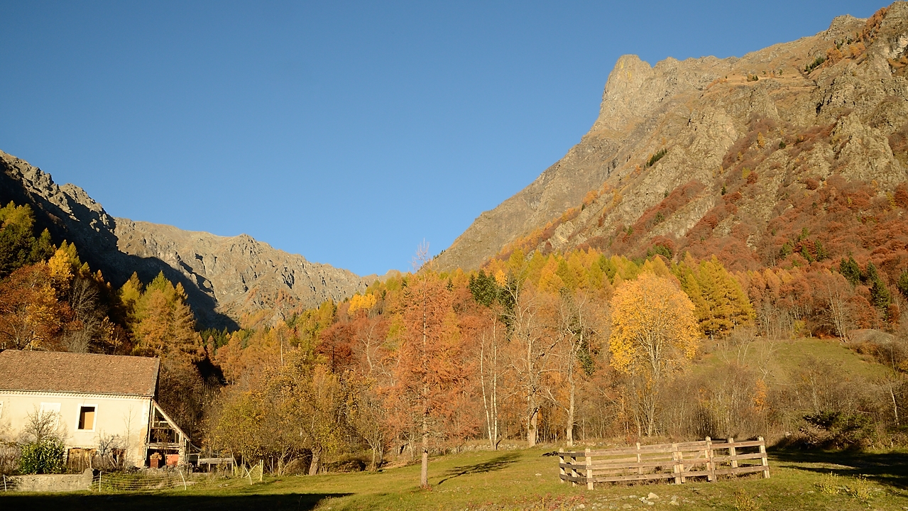 20151031-020-Barry.jpg - De retour à Molines : vue vers la vallée qu'on montera le lendemain 