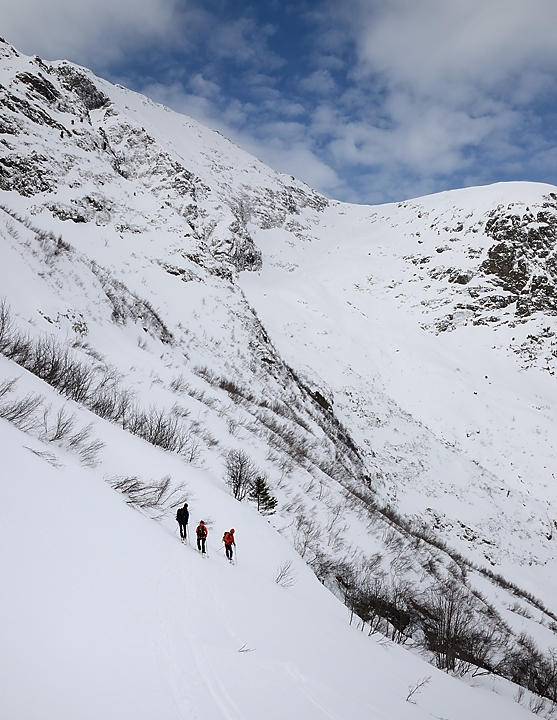 20160220-012-PlanCol.jpg - Pas beaucoup de neige dans la montée au grand Armet