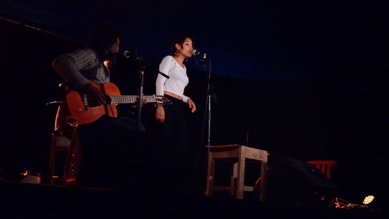 20160702-008-ChantValjouffrey.jpg - Premiere partie du concert : autre pere et fille
