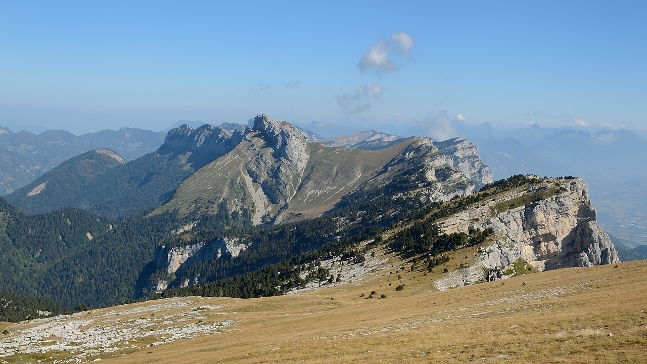 20160925-010-DentCrolles.jpg - North of  Chartreuse , one can even guess  the Granier 