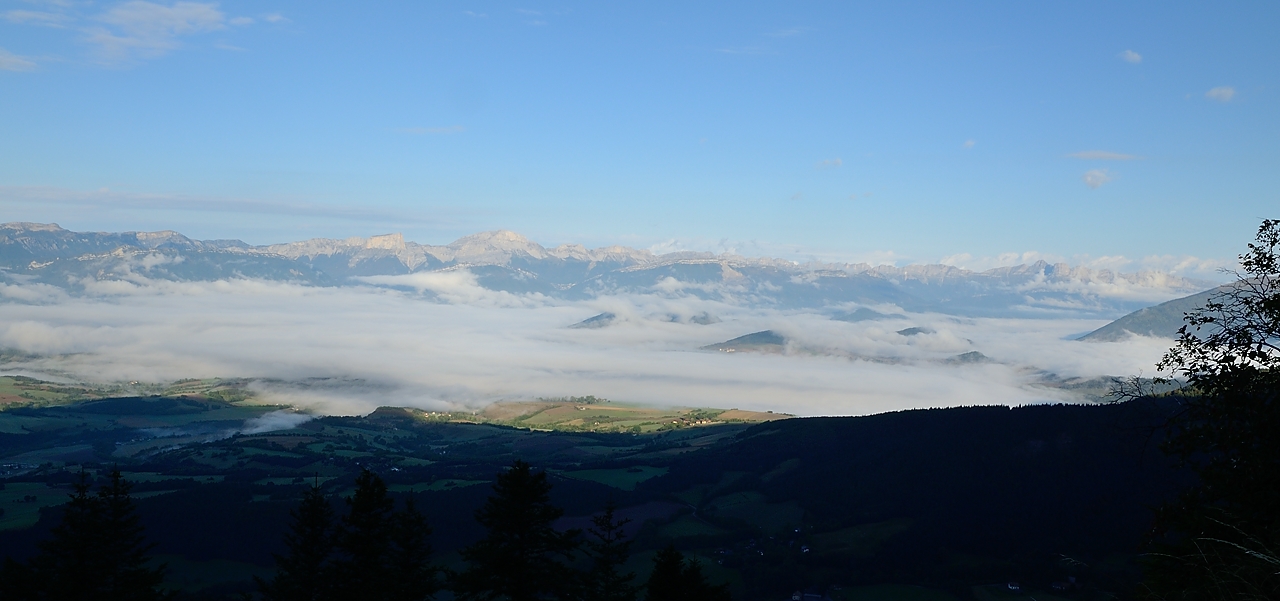 20161002-001-sousObiou.jpg - Vue sur le Vercors ...