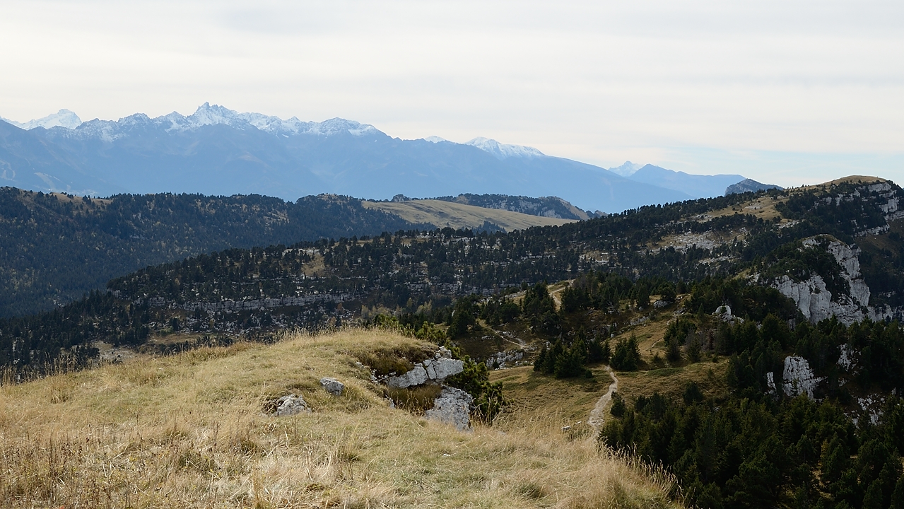 20161016-005-Granier.jpg - Au sommet : vue bien tristounette sur Belledonne