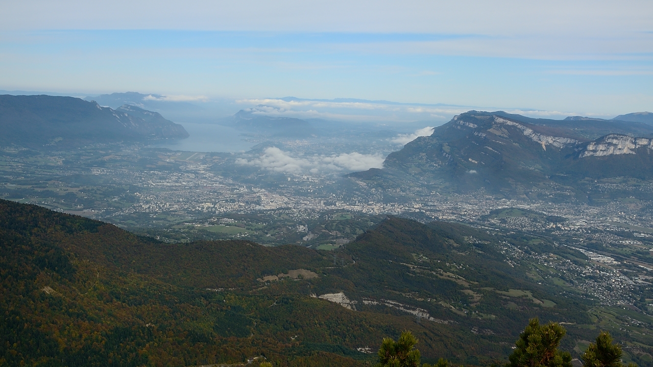 20161016-006-Granier.jpg -  ... et un peu moins sur Chambery et le lac de Bourget